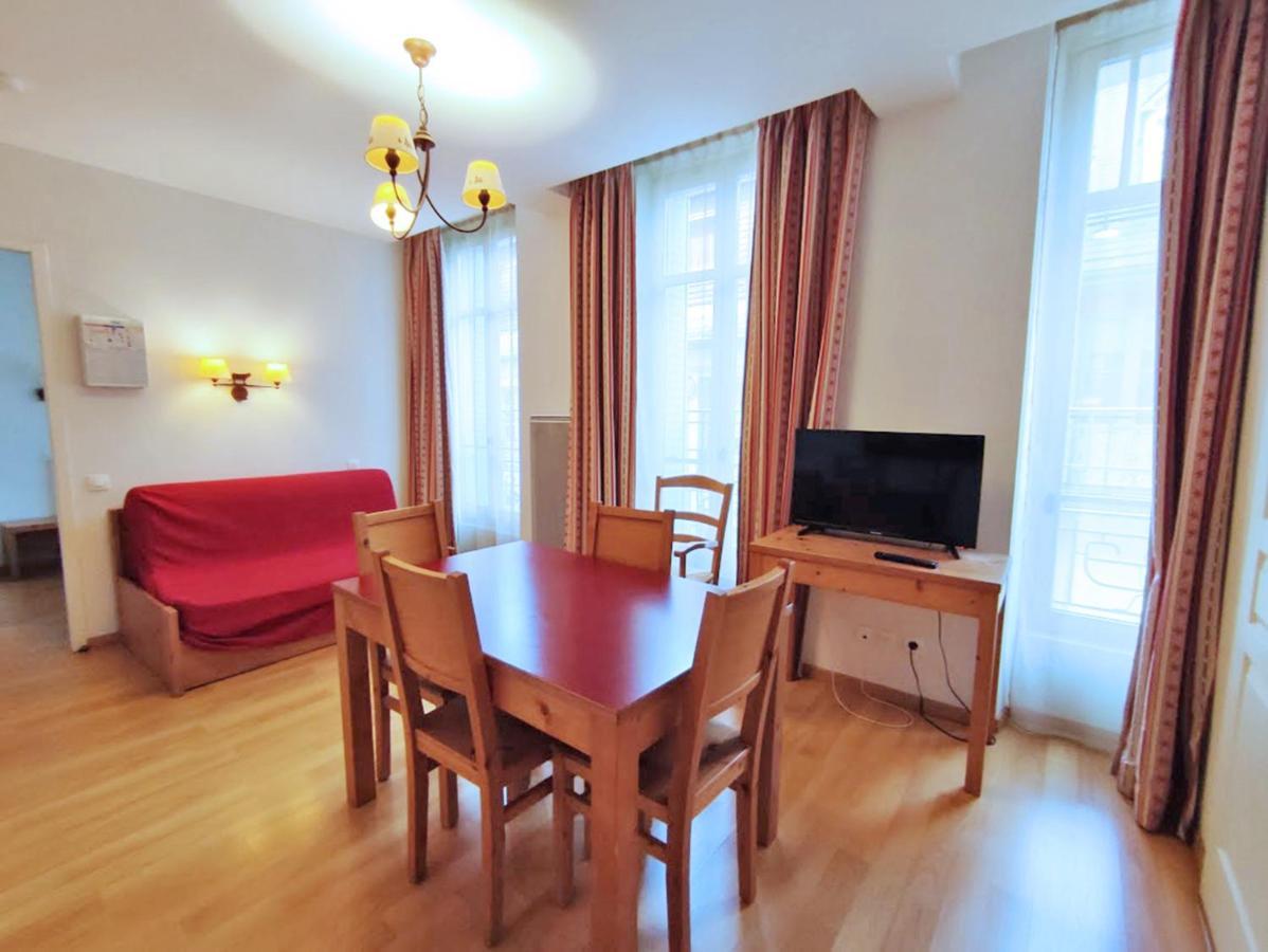La Petite Ourse, T2, Centre Luchon, Wifi, Casier A Skis, Ascenseur, 4 Personnes Bagneres-de-Luchon Exterior foto